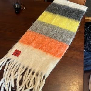 Erfurt Scarf